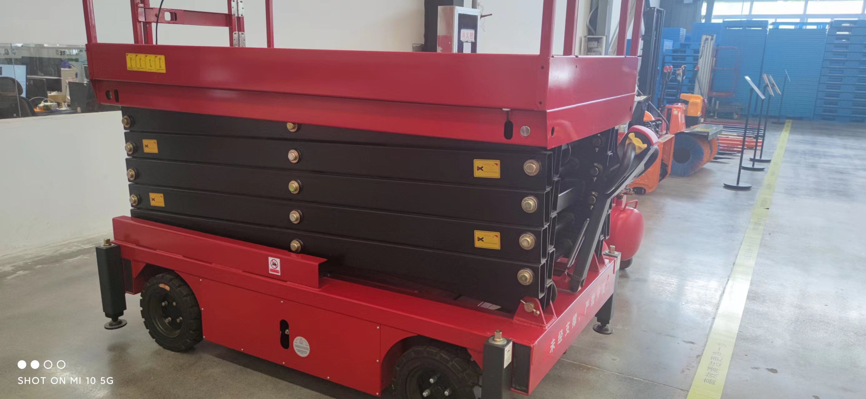 揚子升降平臺在使用之中的常見問題 揚子升降平臺在使用之中的常見問題